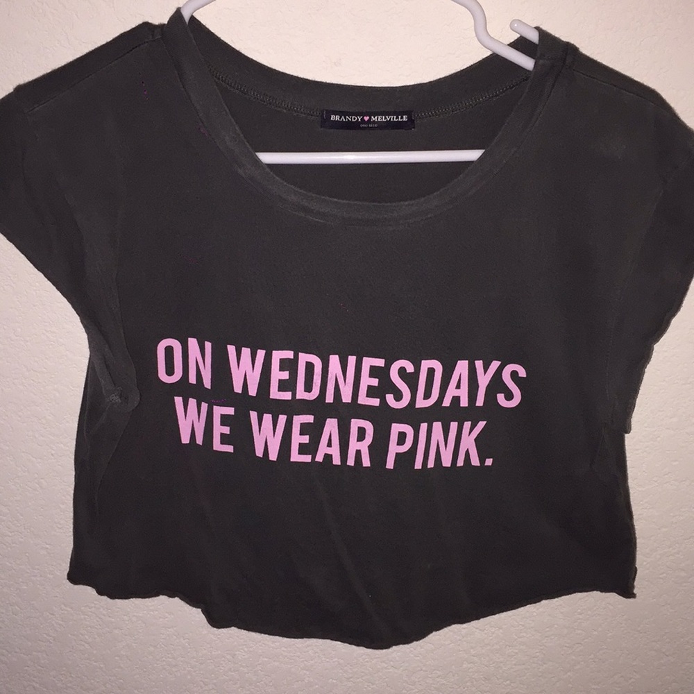 Brandy Melville Crop too